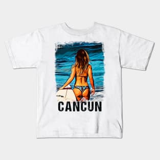 Cancun Mexico ✪ Vintage style poster ✔ Gorgeous Surfer Girl Kids T-Shirt